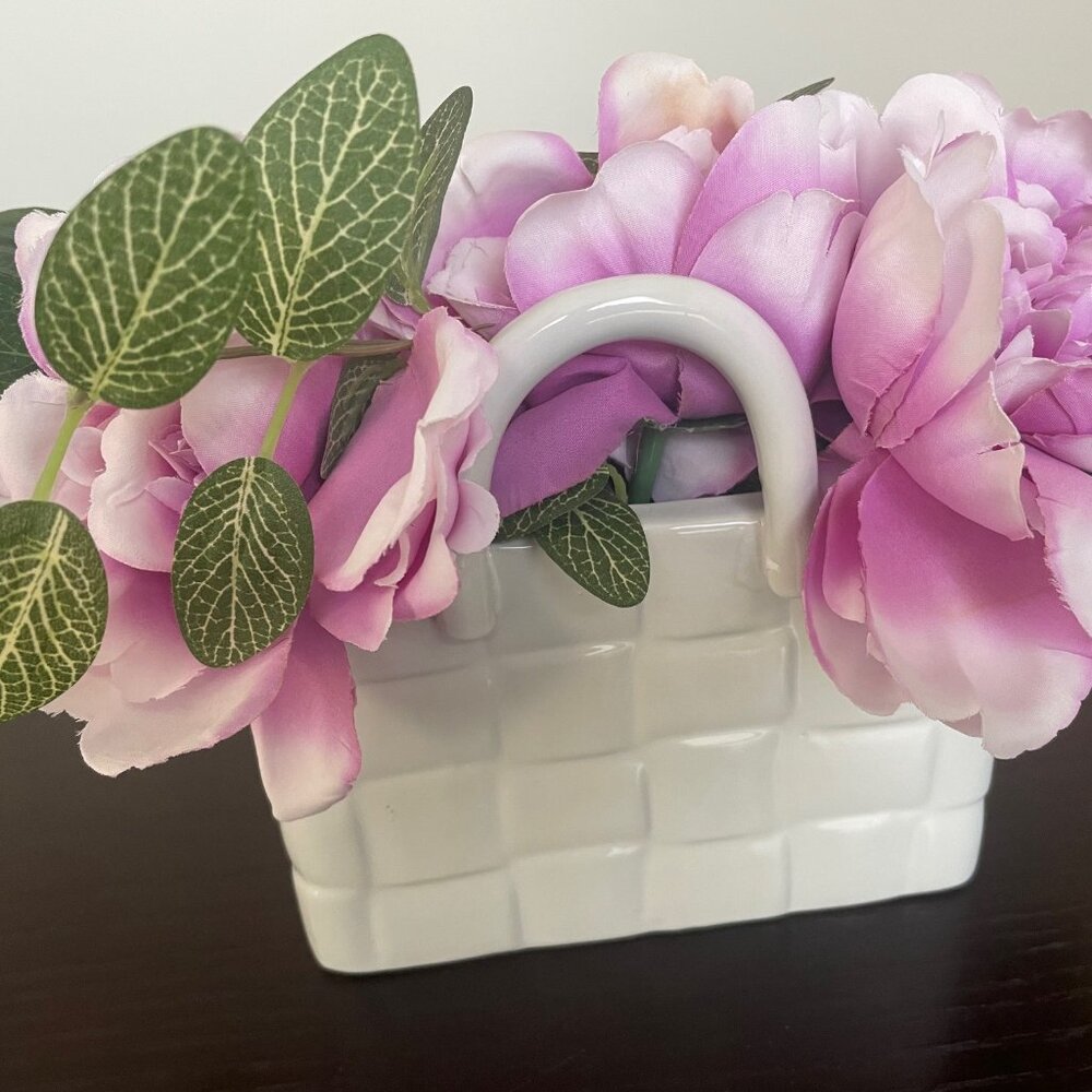 Laura Ashley Faux Flower Arrangements - Picture 3 of 7